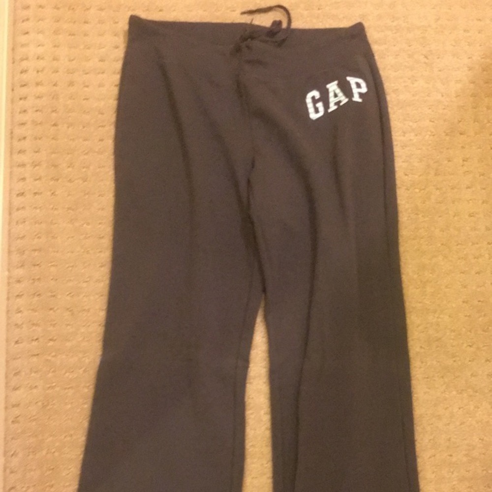 Gap Women Pants